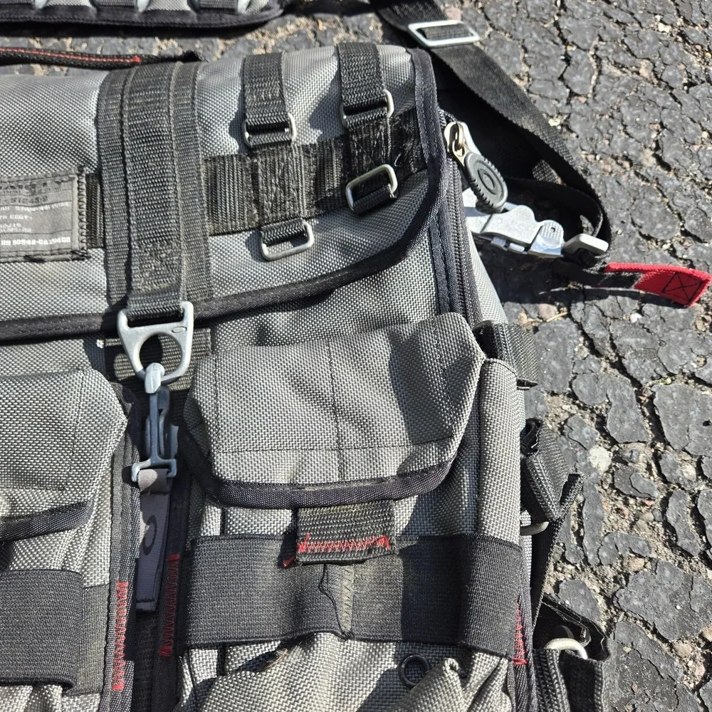 Vintage Oakley AP SI Tactical Field Gear Messenger Laptop Bag Black Rare